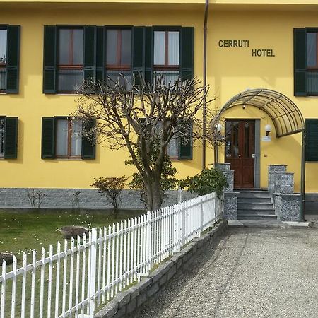 Cerruti Hotel Vercelli Esterno foto