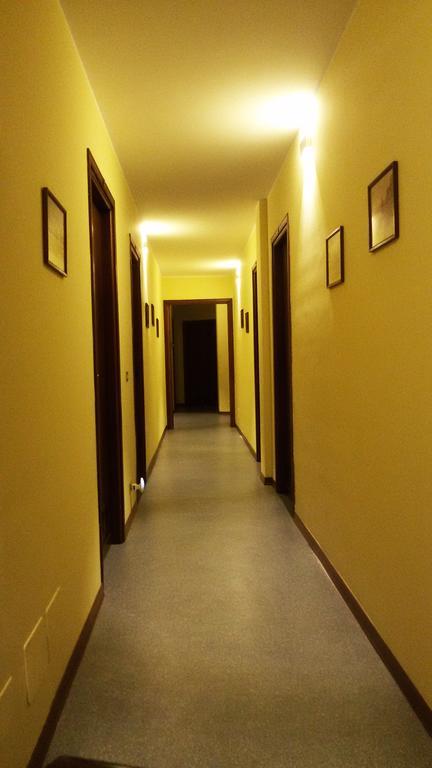 Cerruti Hotel Vercelli Esterno foto