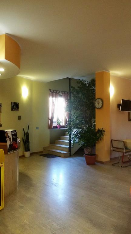 Cerruti Hotel Vercelli Esterno foto