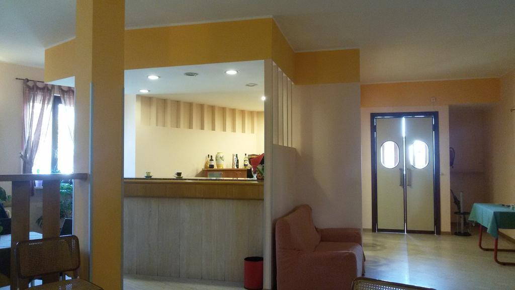 Cerruti Hotel Vercelli Esterno foto