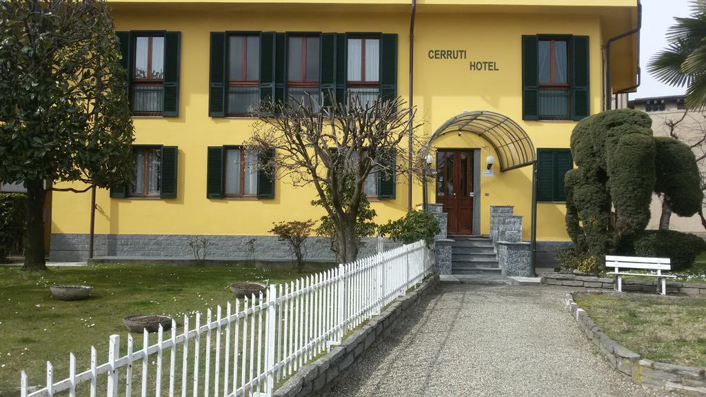 Cerruti Hotel Vercelli Esterno foto