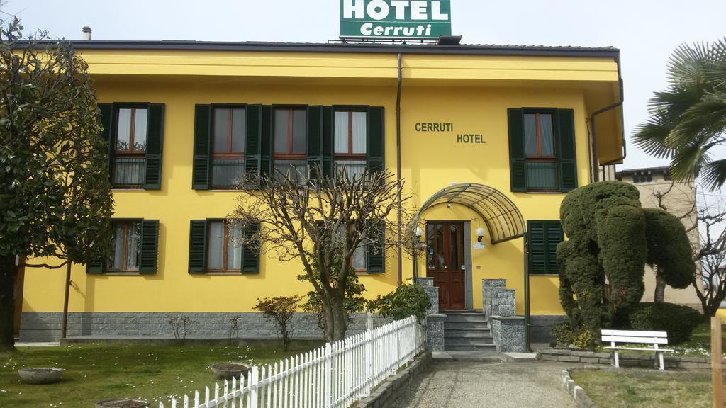 Cerruti Hotel Vercelli Esterno foto